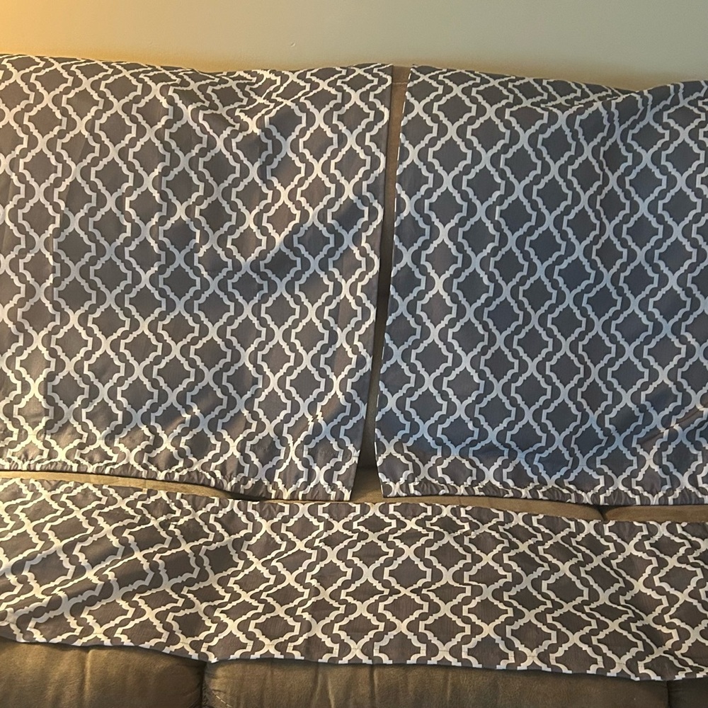 Gray And White curtains and valances